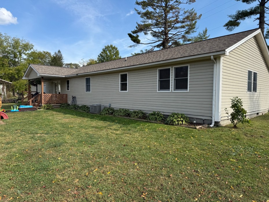 REAR VIEW OF HOUSE